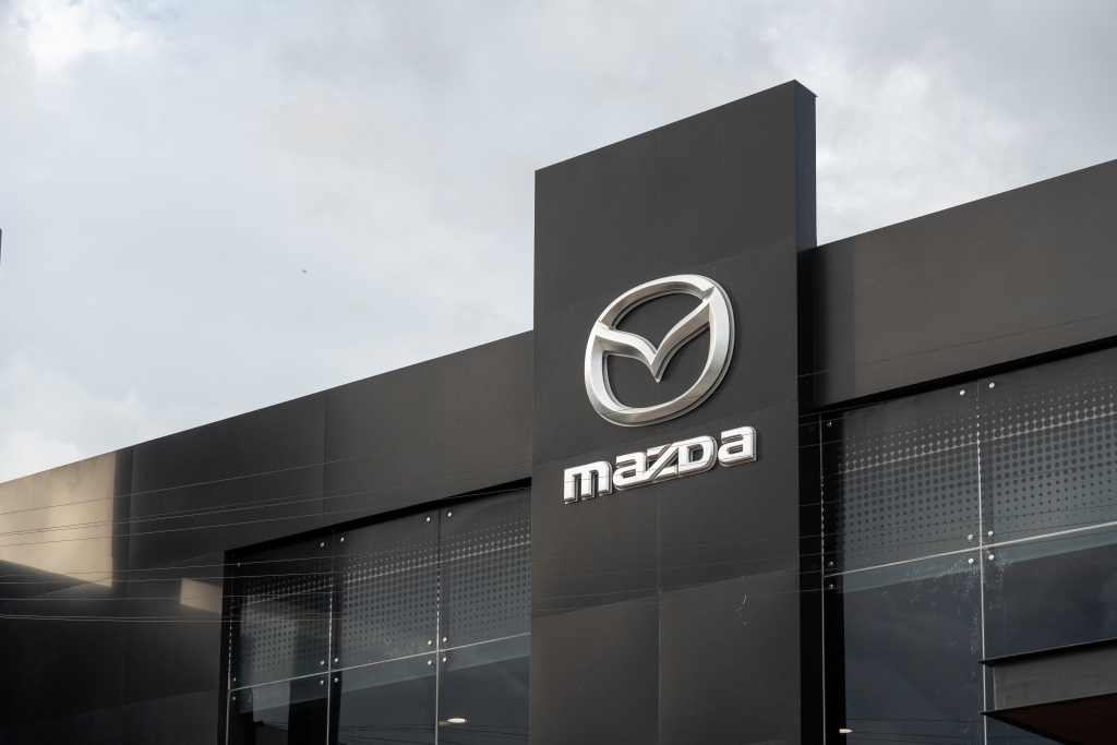 Mazda увеличила выручку