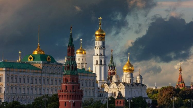 Experten: Steht Russlands Wirtschaft vor Kollaps?
