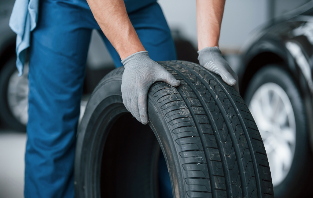 Активисты обвалили акции Pirelli